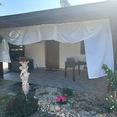 B&B Angolo Magico Parabita Zewnętrze zdjęcie